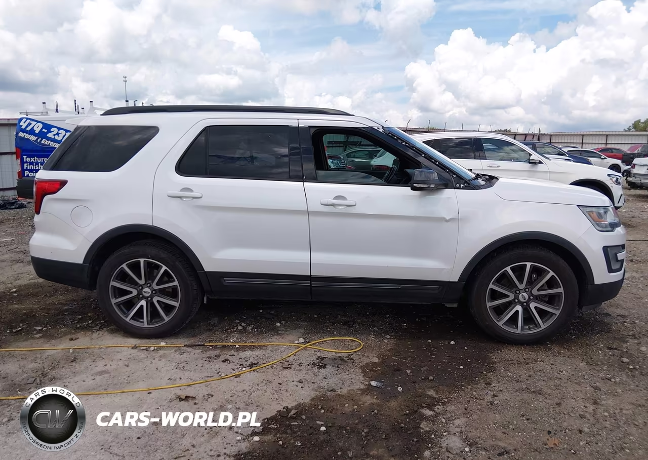 2017 Ford Explorer Xlt VIN:1FM5K7D87HGD49163 - 13
