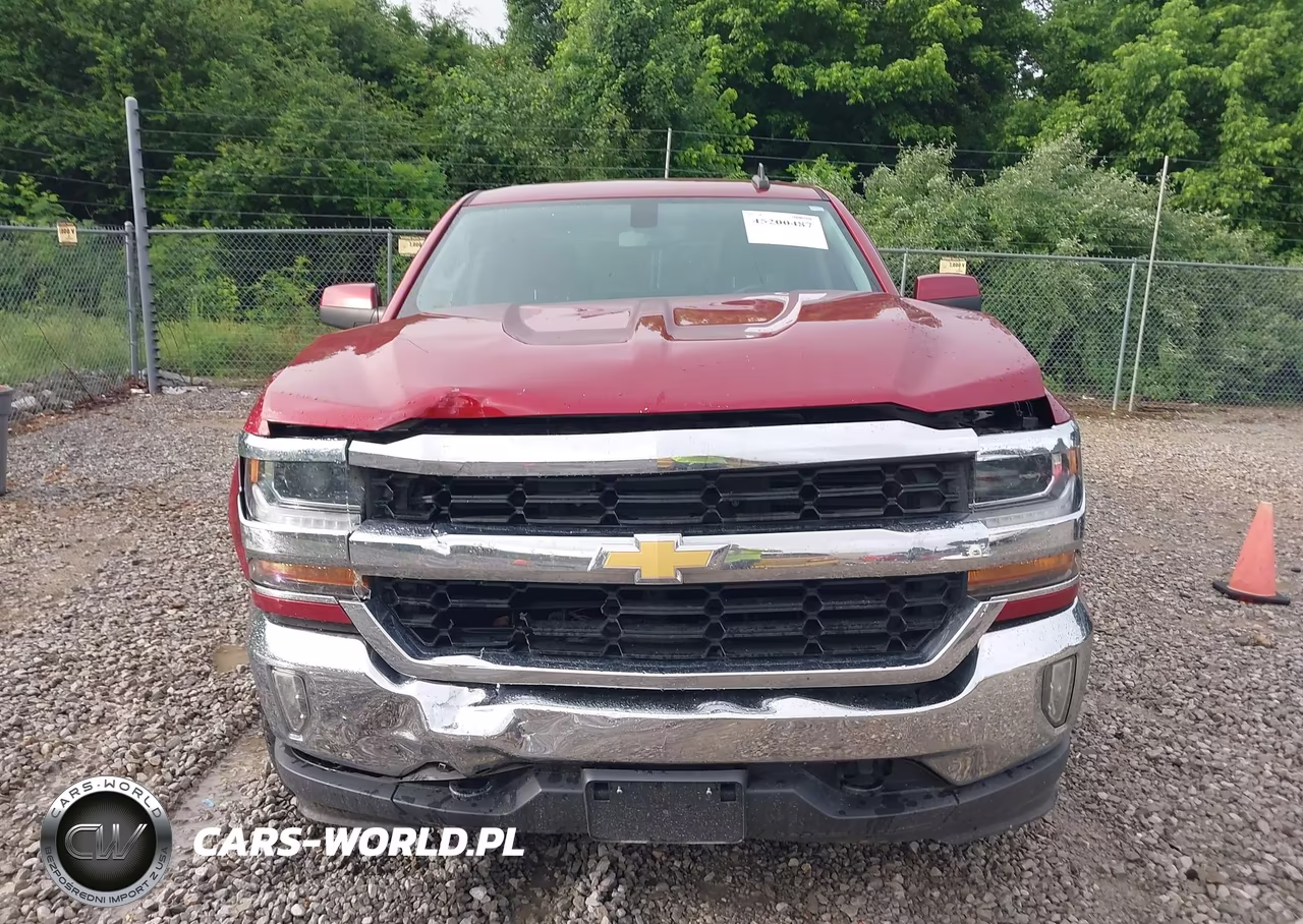 2018 Chevrolet Silverado 1500 1Lt VIN:3GCUKRER0JG414626 - 12