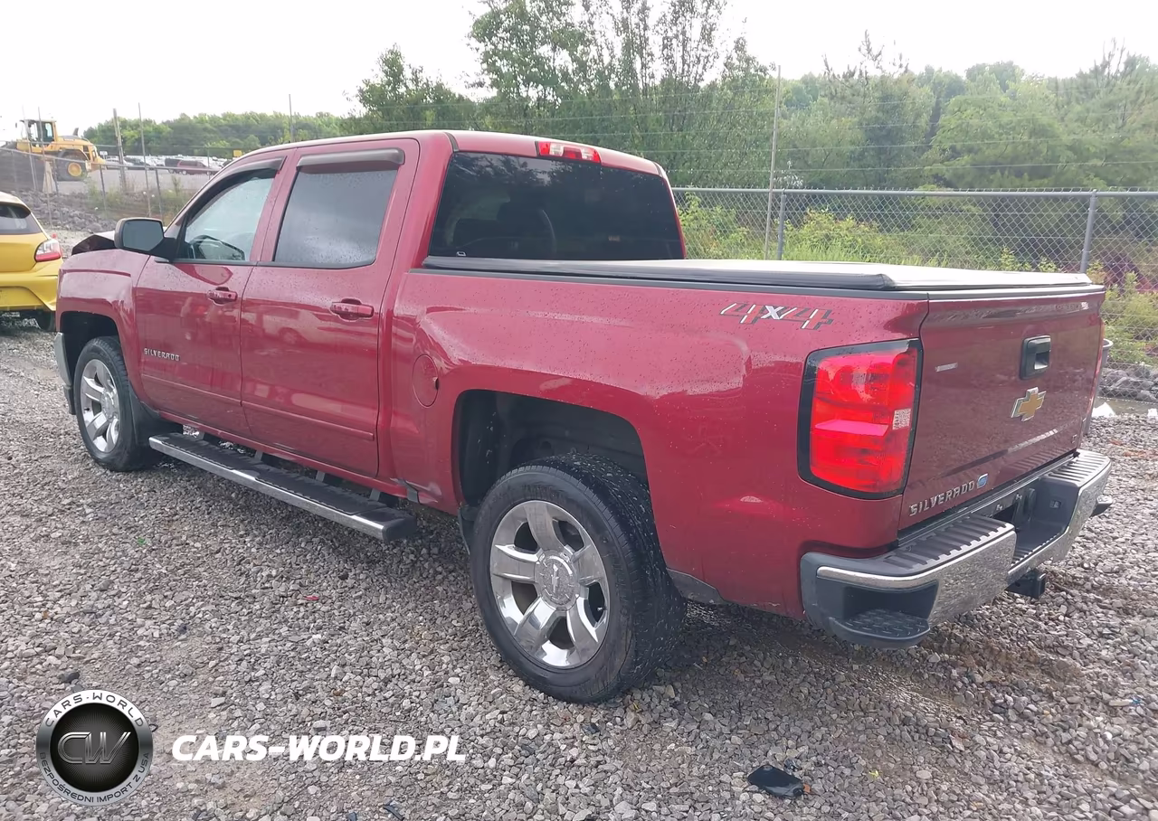 2018 Chevrolet Silverado 1500 1Lt VIN:3GCUKRER0JG414626 - 3