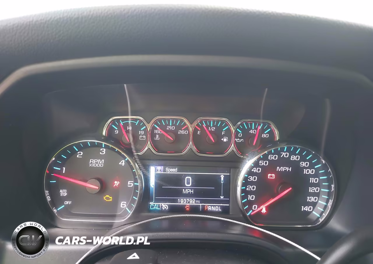 2018 Chevrolet Silverado 1500 1Lt VIN:3GCUKRER0JG414626 - 7