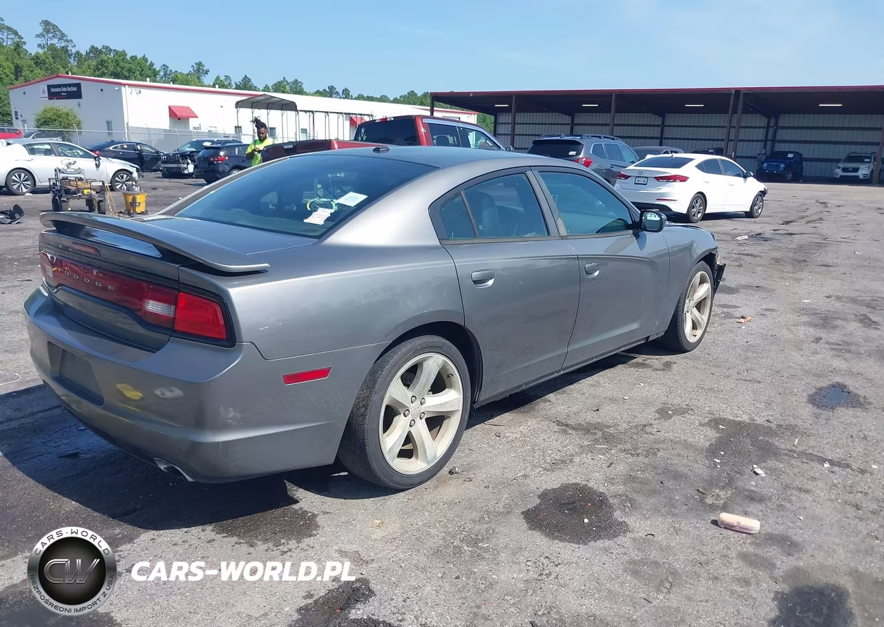 2012 Dodge Charger Sxt VIN:2C3CDXHG4CH271823 - 4