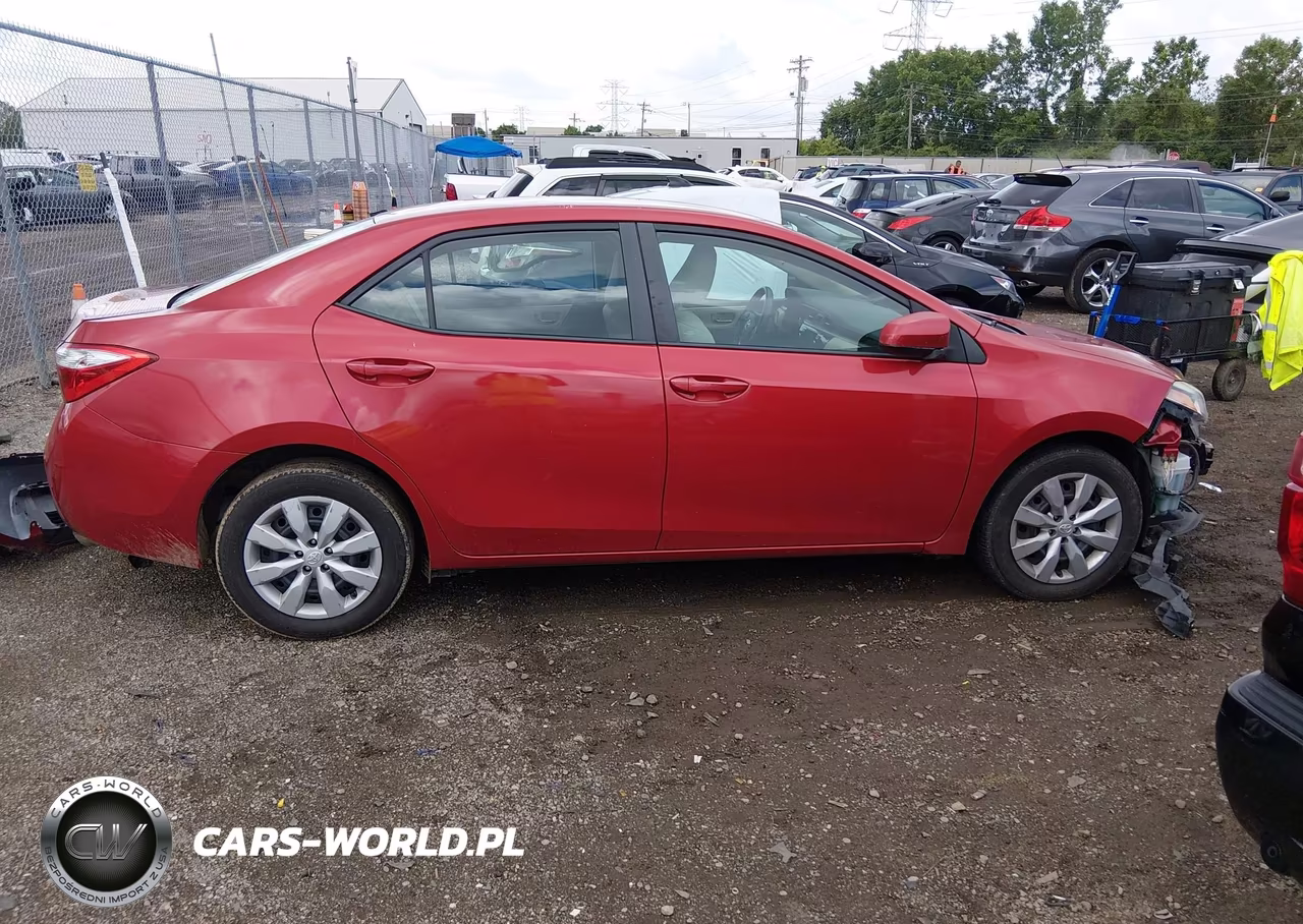 2016 Toyota Corolla Le VIN:5YFBURHEXGP544586 - 14