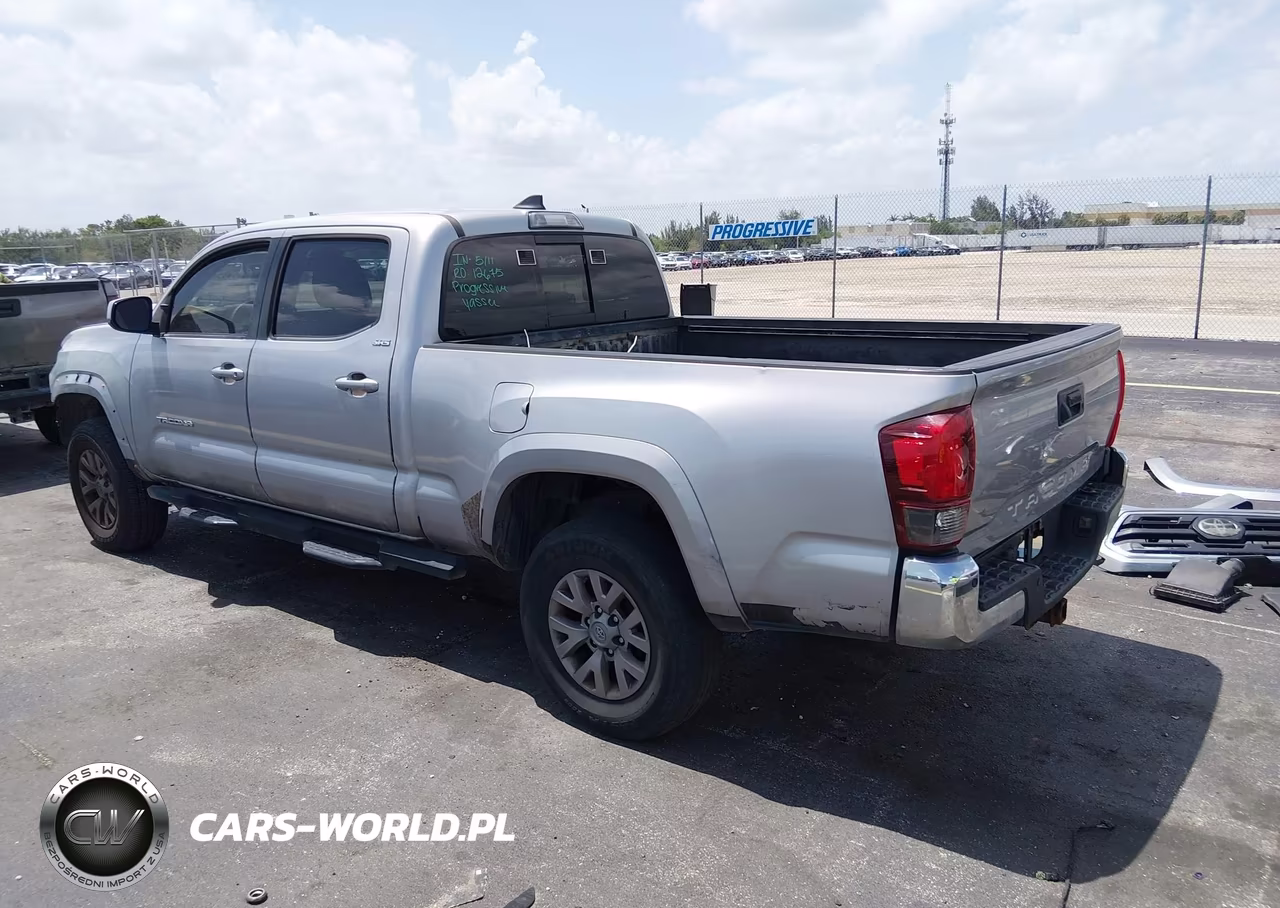 2018 Toyota Tacoma Sr5 VIN:3TMBZ5DN5JM016274 - 3
