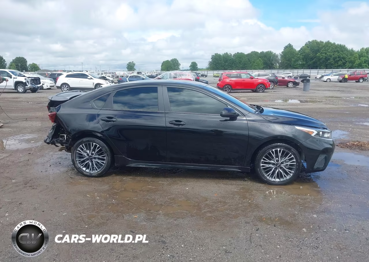 2023 Kia Forte Gt-Line VIN:3KPF54AD7PE614162 - 13