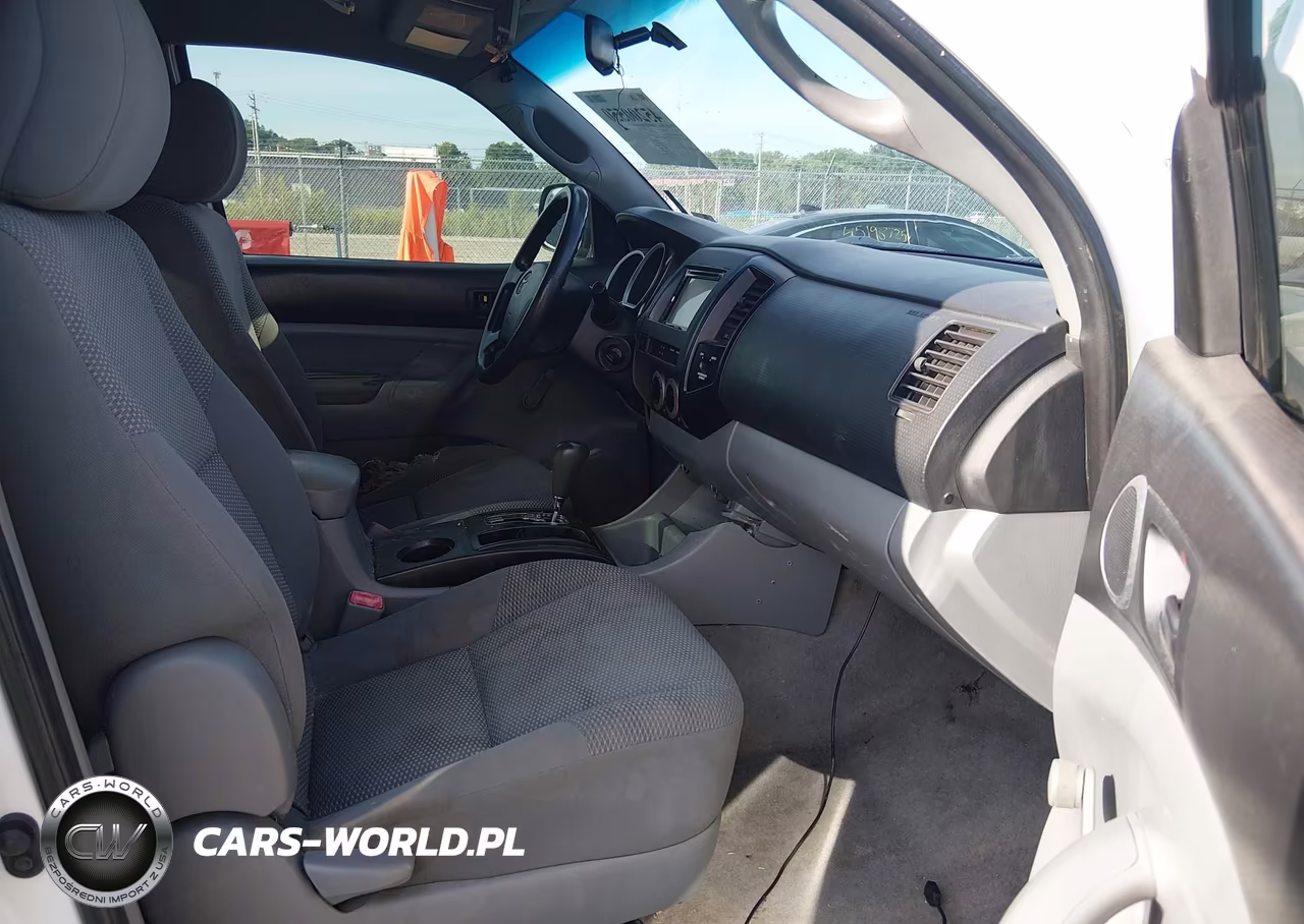 2007 Toyota Tacoma Base V6 VIN:5TEUU42N67Z460957 - 5