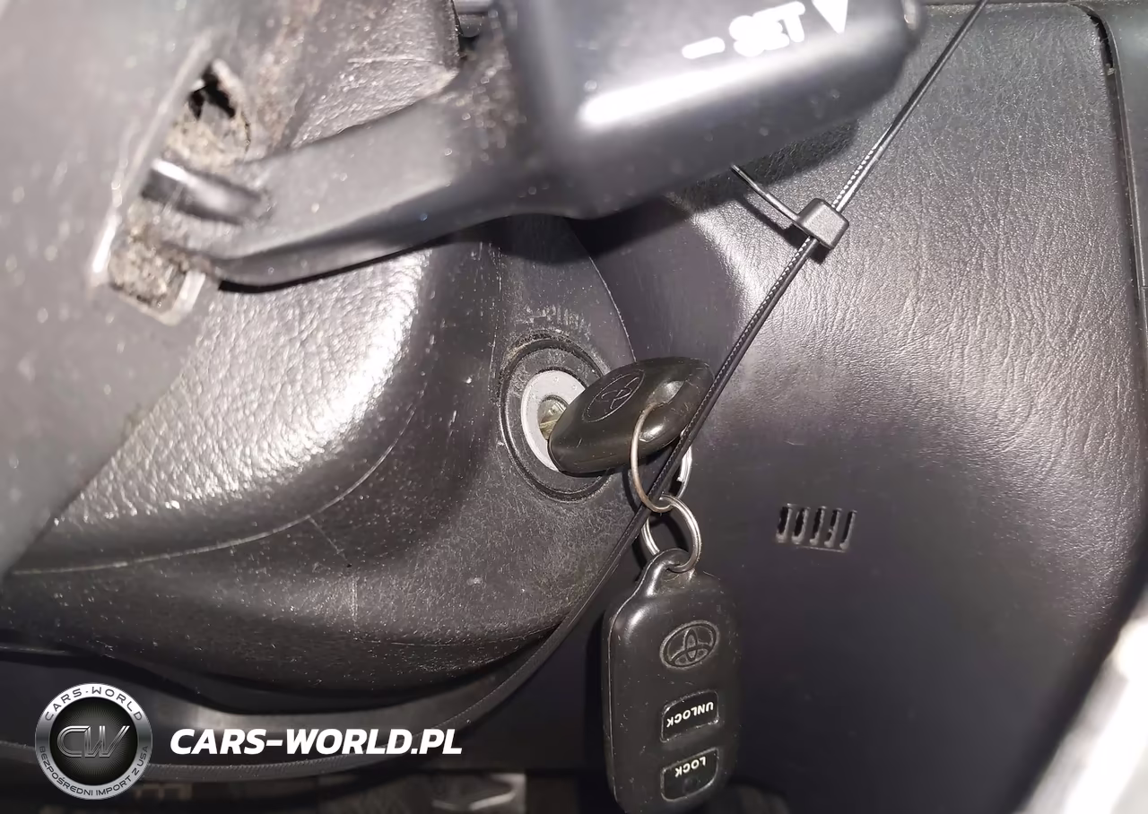 2007 Toyota Corolla S VIN:1NXBR32E77Z854331 - 11