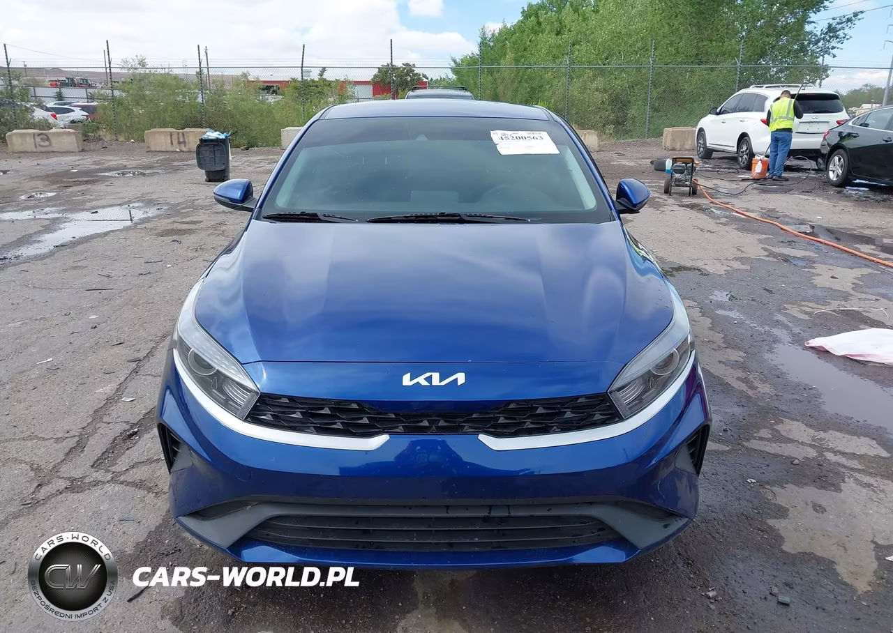 2024 Kia Forte Lxs VIN:3KPF24AD4RE698744 - 12