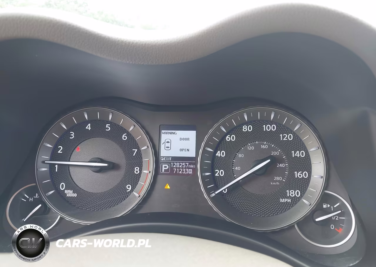 2019 Infiniti Q70L 3.7 Luxe VIN:JN1BY1PP1KM685554 - 7