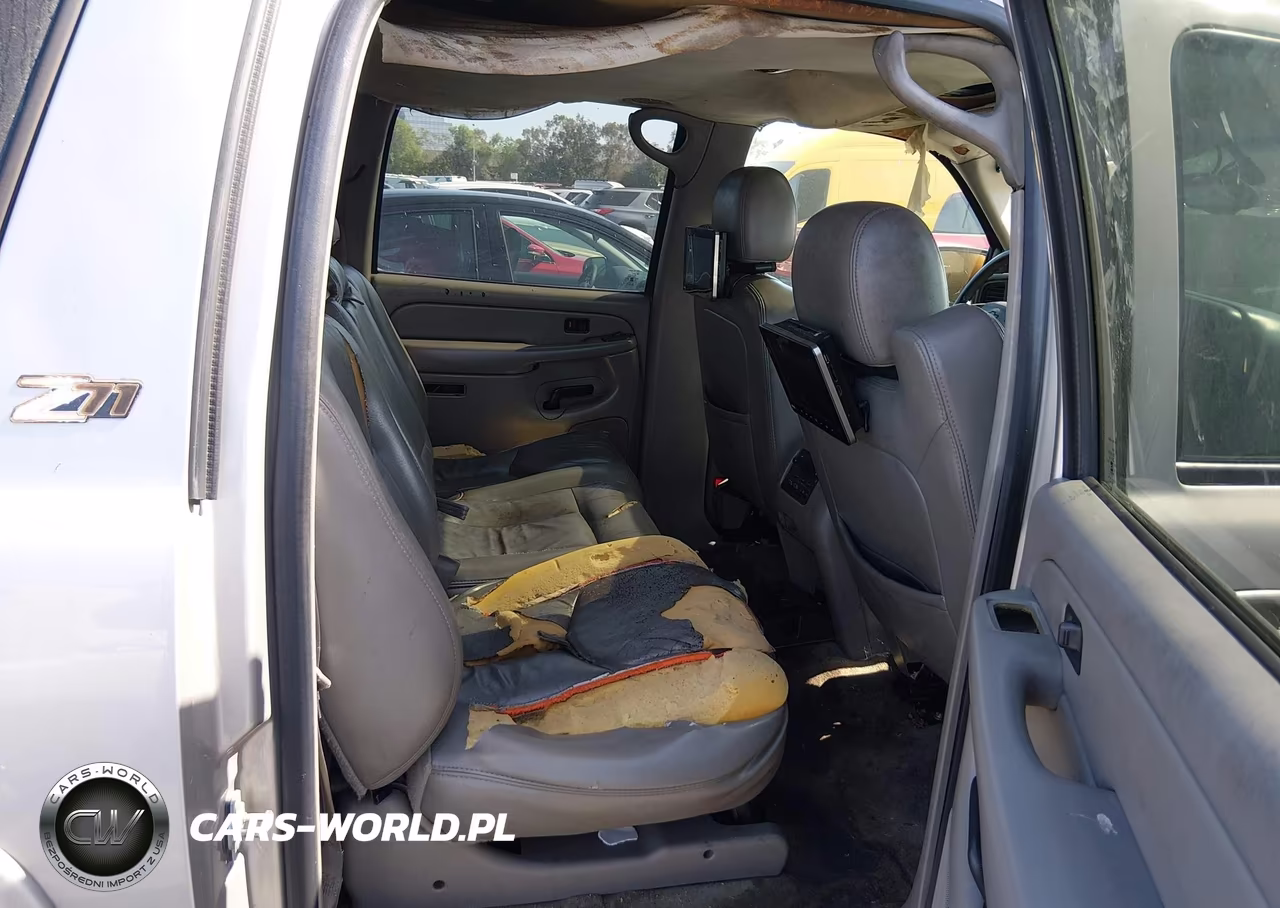 2004 Chevrolet Suburban 1500 Z71 VIN:3GNFK16T34G312902 - 8