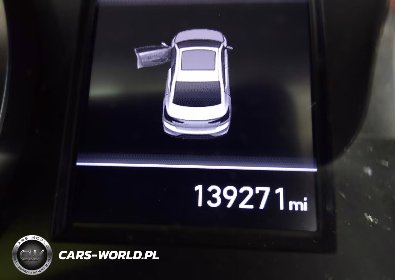 2020 Hyundai Elantra Value Edition VIN:5NPD84LFXLH630858 - 16