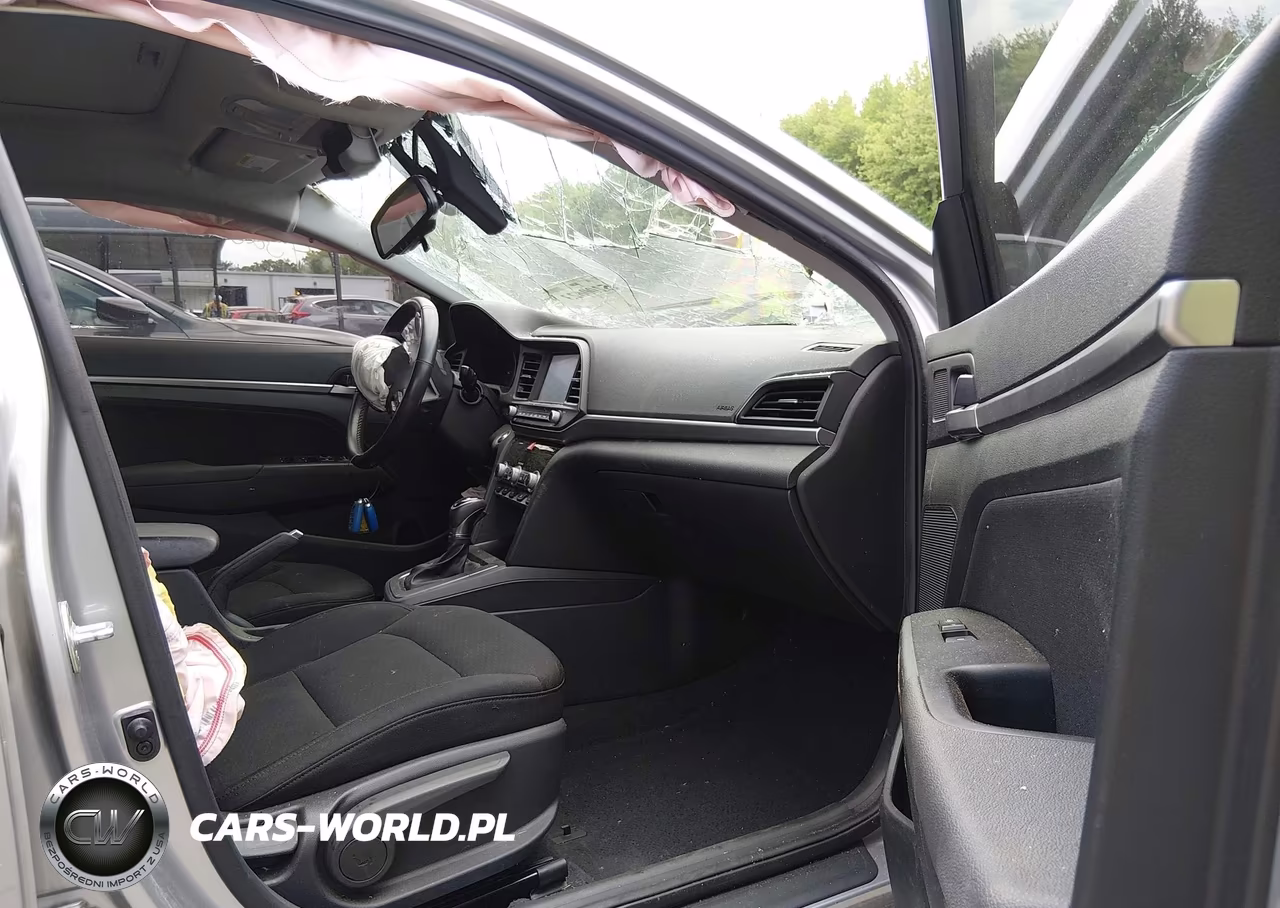 2020 Hyundai Elantra Value Edition VIN:5NPD84LFXLH630858 - 5