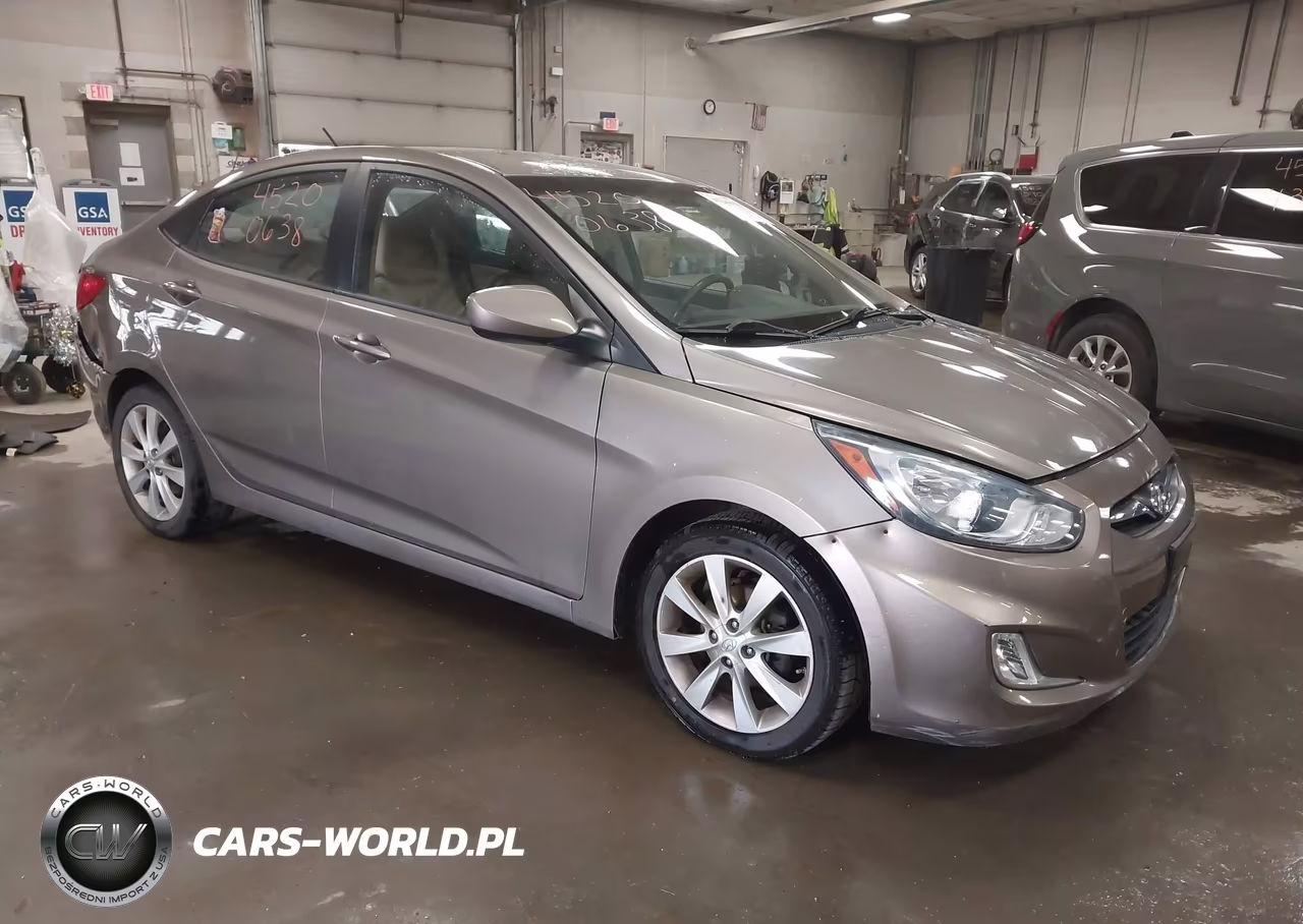 2012 Hyundai Accent Gls