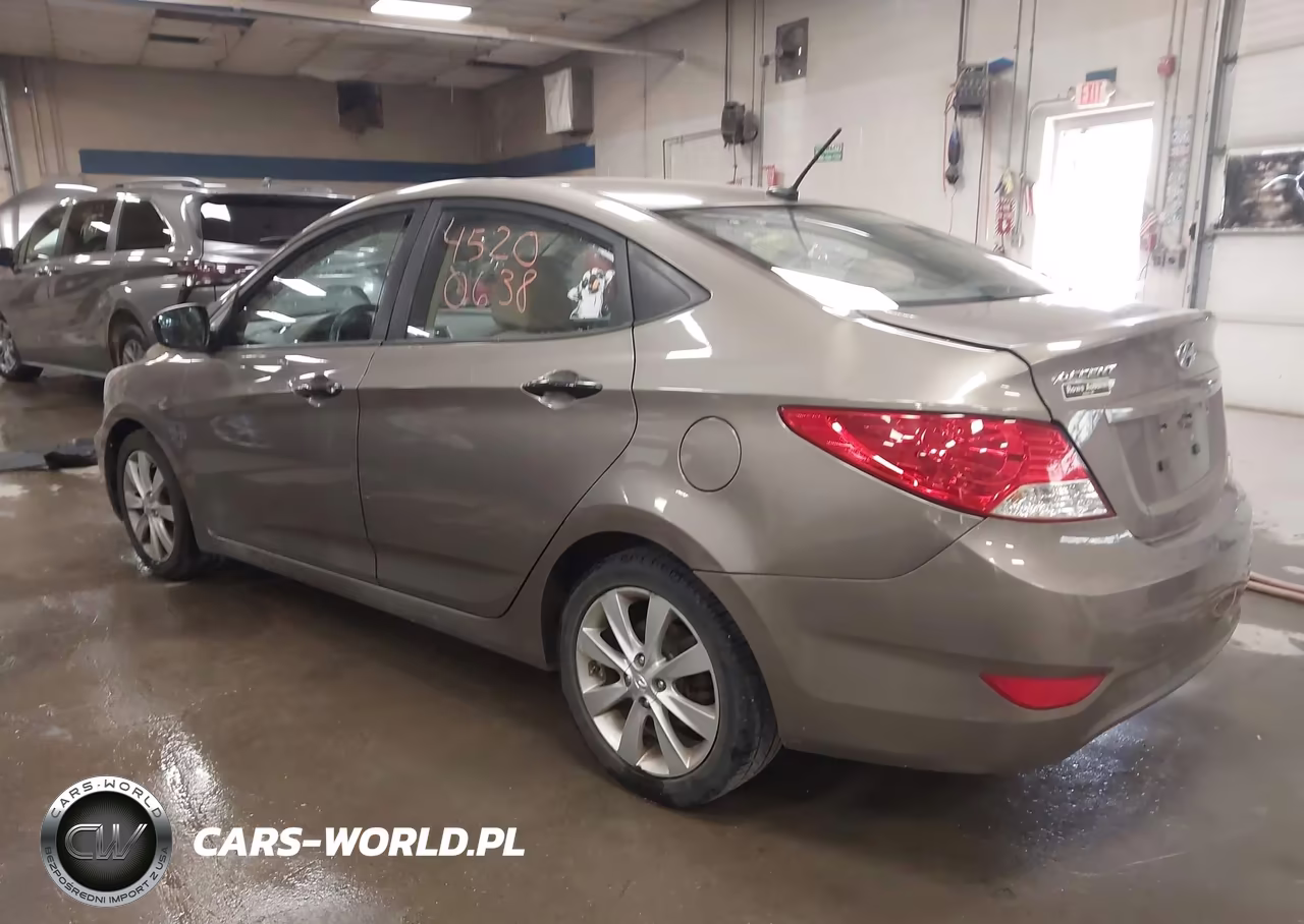2012 Hyundai Accent Gls VIN:KMHCU4AE5CU211934 - 3