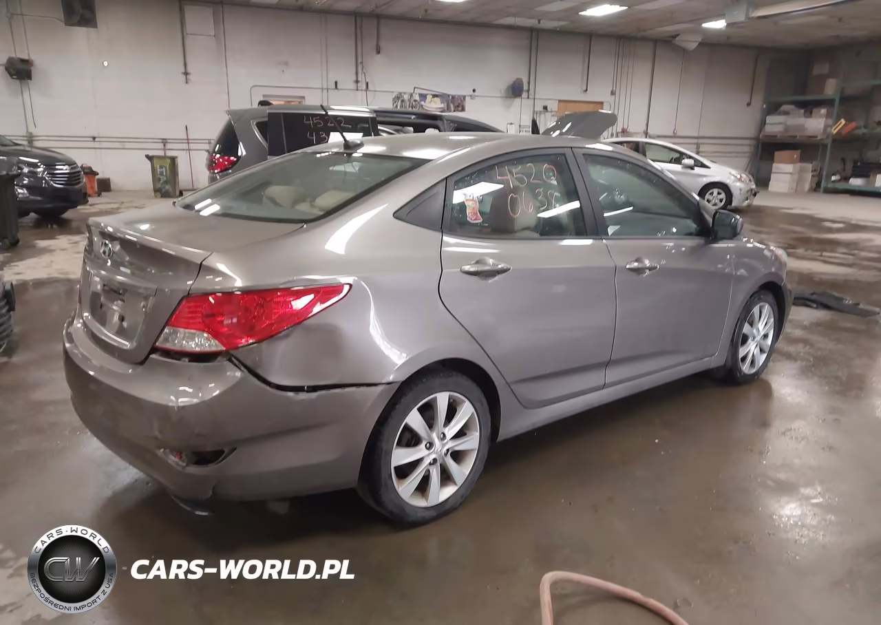 2012 Hyundai Accent Gls VIN:KMHCU4AE5CU211934 - 4