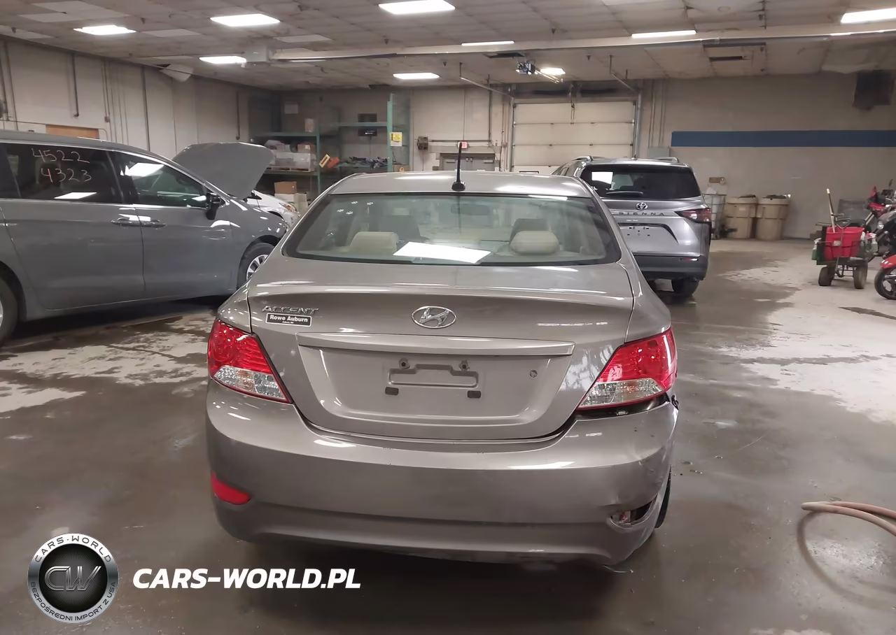 2012 Hyundai Accent Gls VIN:KMHCU4AE5CU211934 - 6