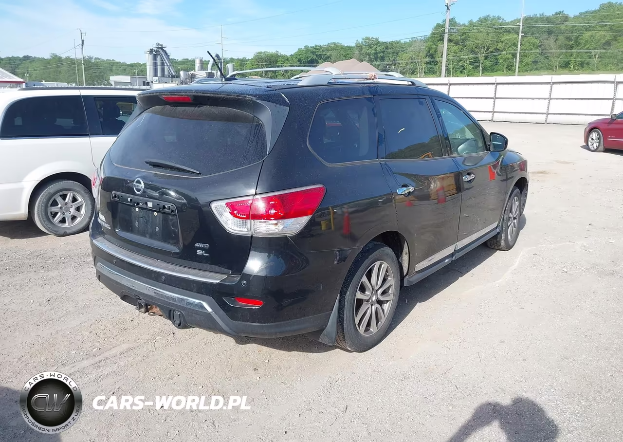 2016 Nissan Pathfinder Sl VIN:5N1AR2MM0GC622413 - 4