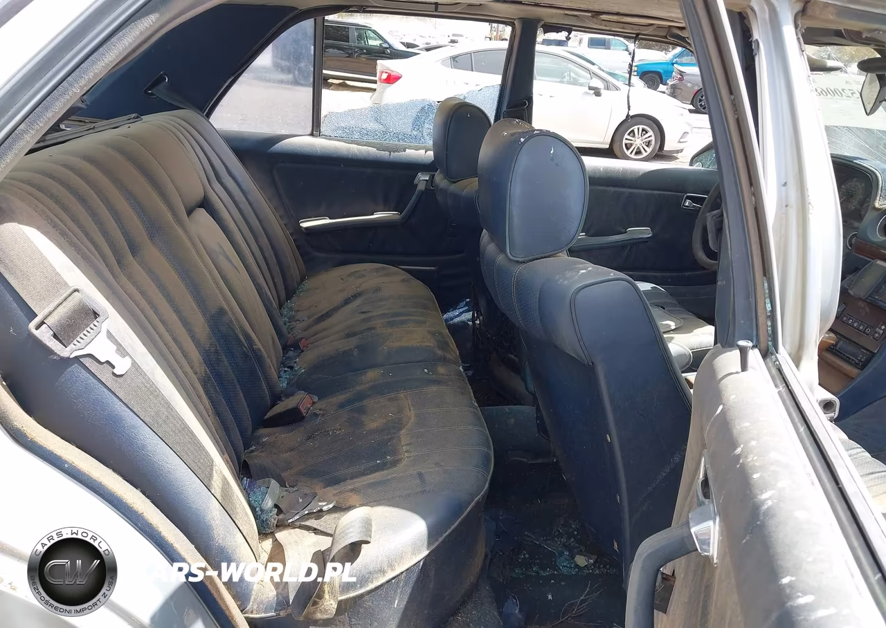 1983 Mercedes-Benz 300 Dt VIN:WDBAB33A4DB030180 - 8
