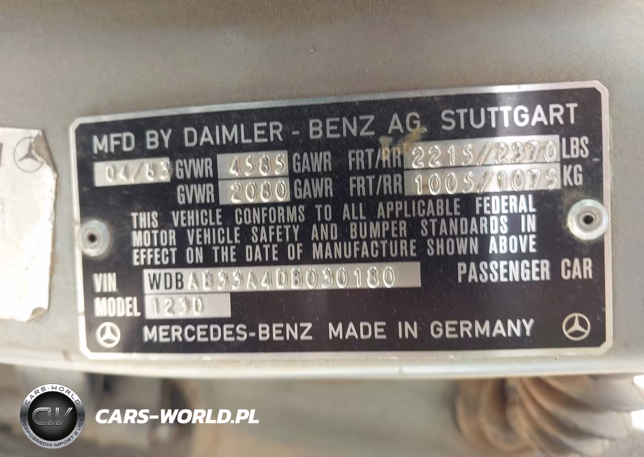 1983 Mercedes-Benz 300 Dt VIN:WDBAB33A4DB030180 - 9