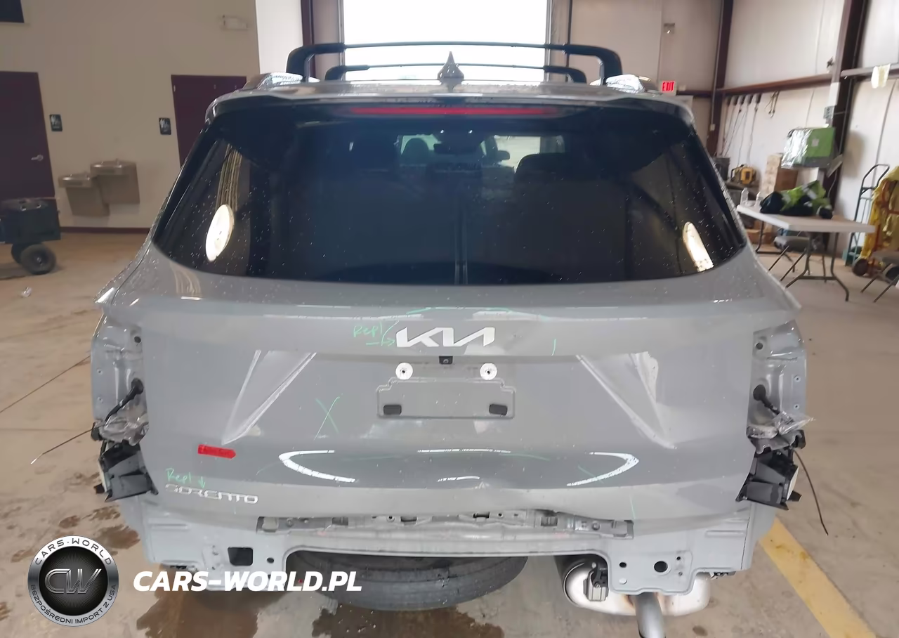 2024 Kia Sorento S VIN:5XYRL4JC2RG303643 - 17
