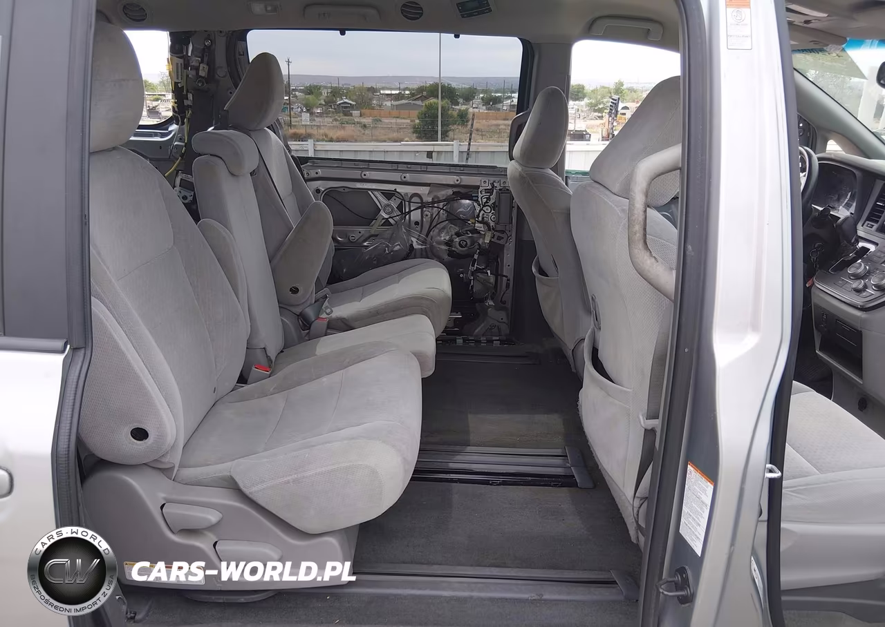 2015 Toyota Sienna Le 8 Passenger VIN:5TDKK3DC3FS634840 - 8