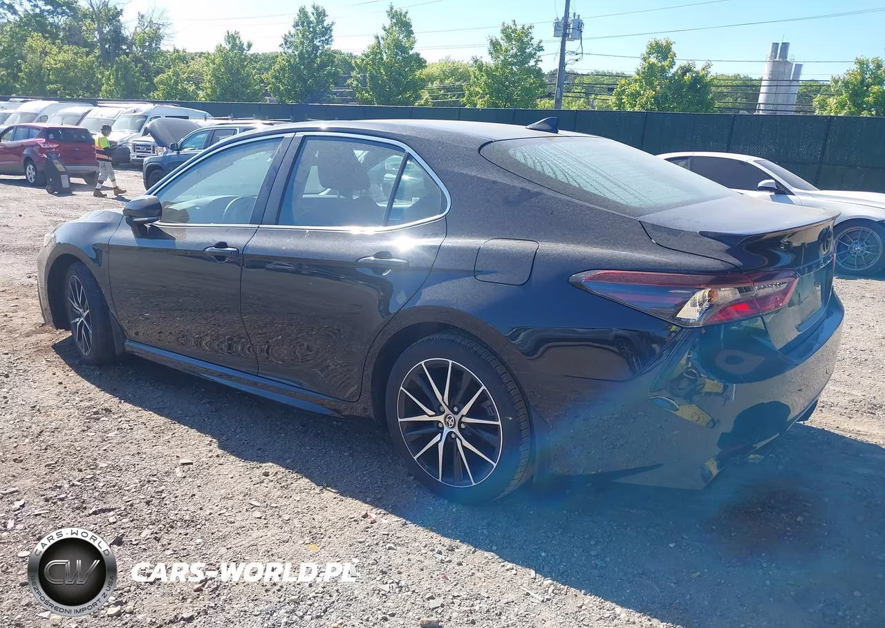 2022 Toyota Camry Se VIN:4T1G11AK6NU618081 - 3