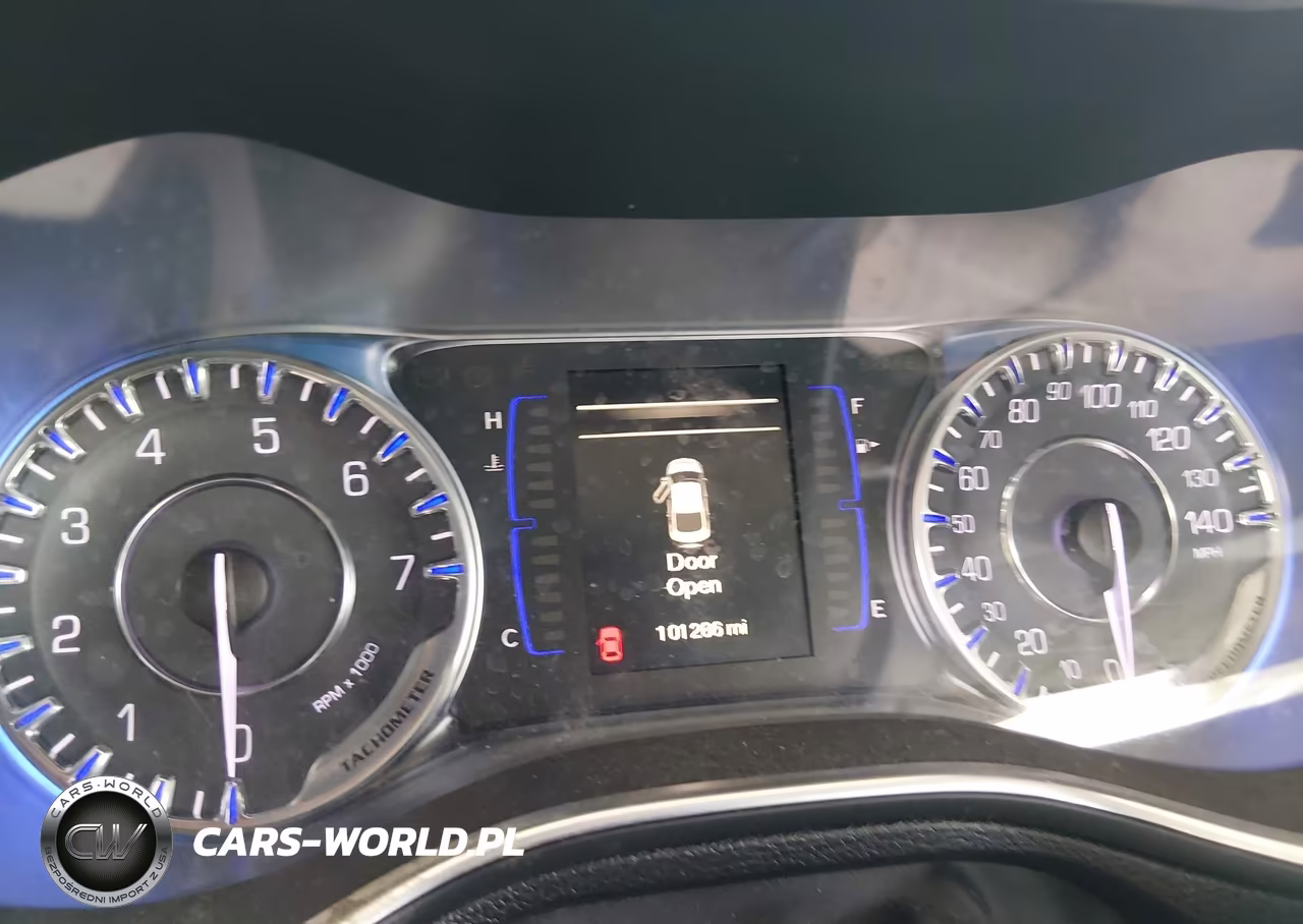2015 Chrysler 200 Limited VIN:1C3CCCAB4FN619173 - 7