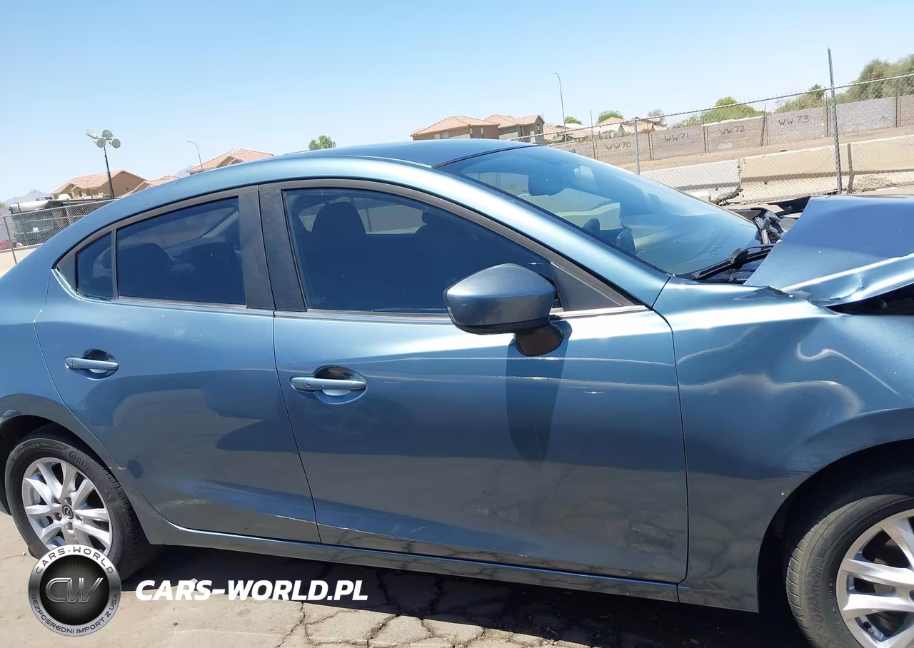 2016 Mazda Mazda3 I Touring VIN:JM1BM1W7XG1346021 - 14