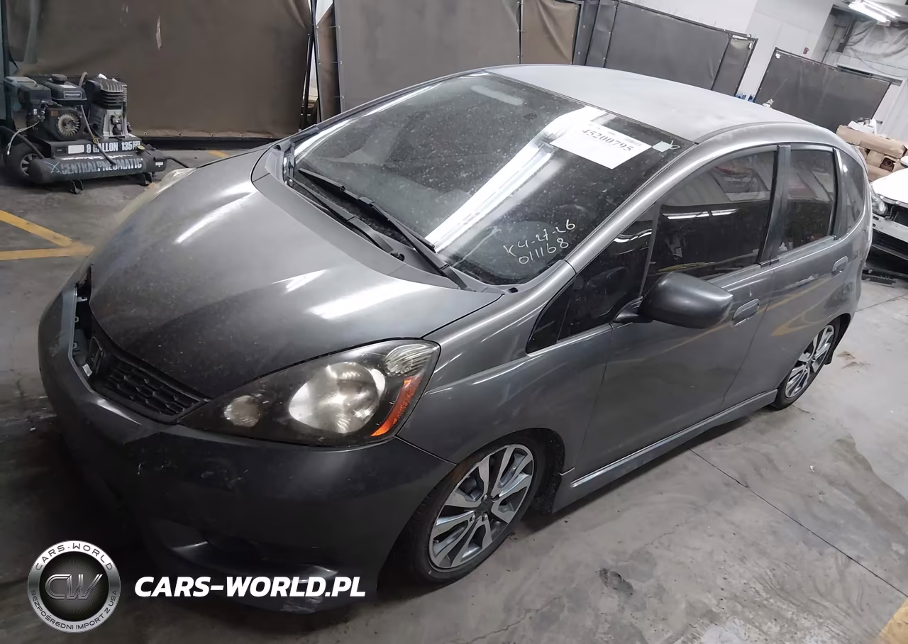 2013 Honda Fit Sport VIN:JHMGE8H51DC011168 - 2