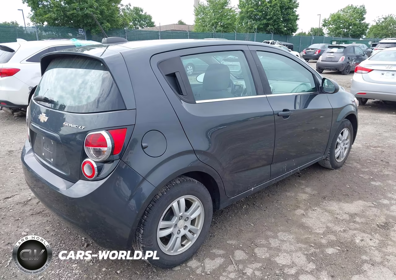 2015 Chevrolet Sonic Lt Auto VIN:1G1JC6SH9F4208275 - 4