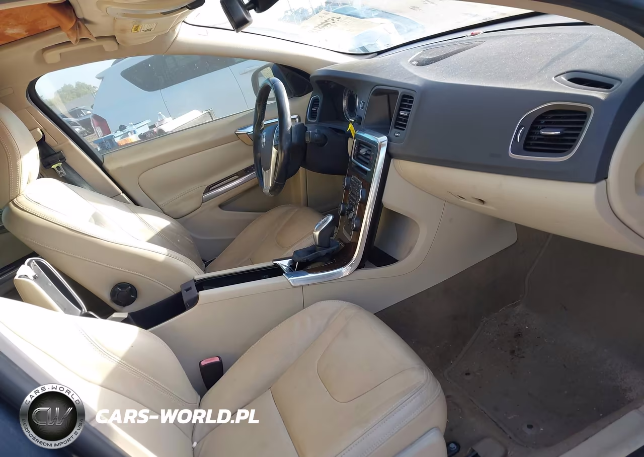 2013 Volvo S60 T5-T5 Platinum-T5 Premier-T5 Premier Plus VIN:YV1612FS6D2202180 - 5