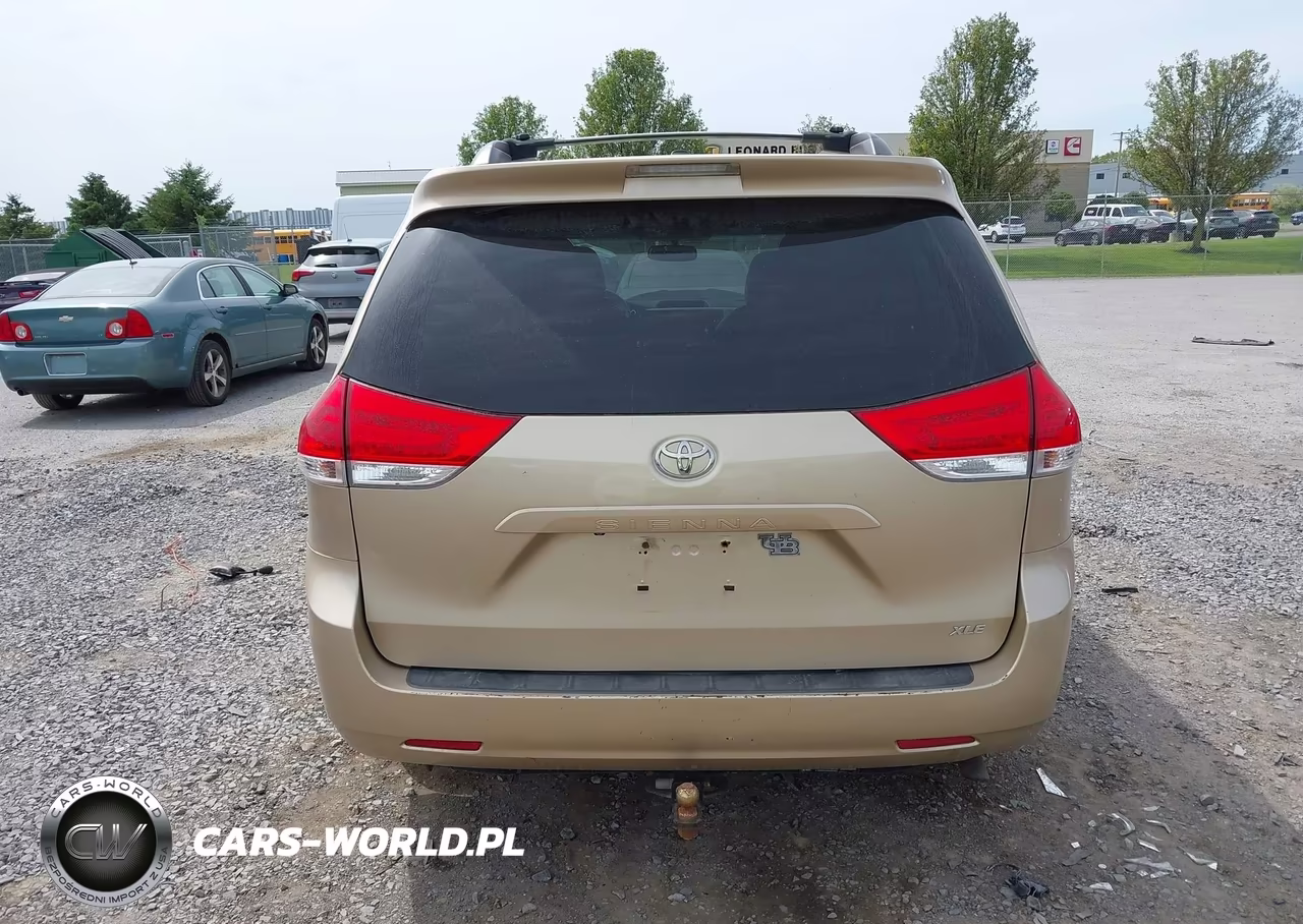 2012 Toyota Sienna Xle V6 8 Passenger VIN:5TDYK3DC3CS258422 - 16