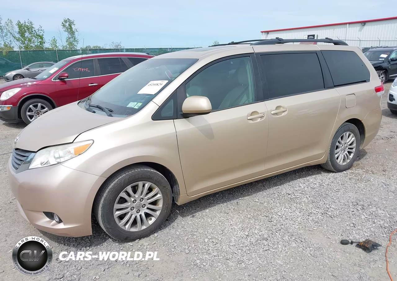 2012 Toyota Sienna Xle V6 8 Passenger VIN:5TDYK3DC3CS258422 - 2