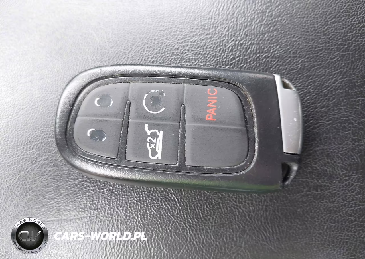 2021 Jeep Cherokee Limited 4X4 VIN:1C4PJMDX6MD147979 - 11