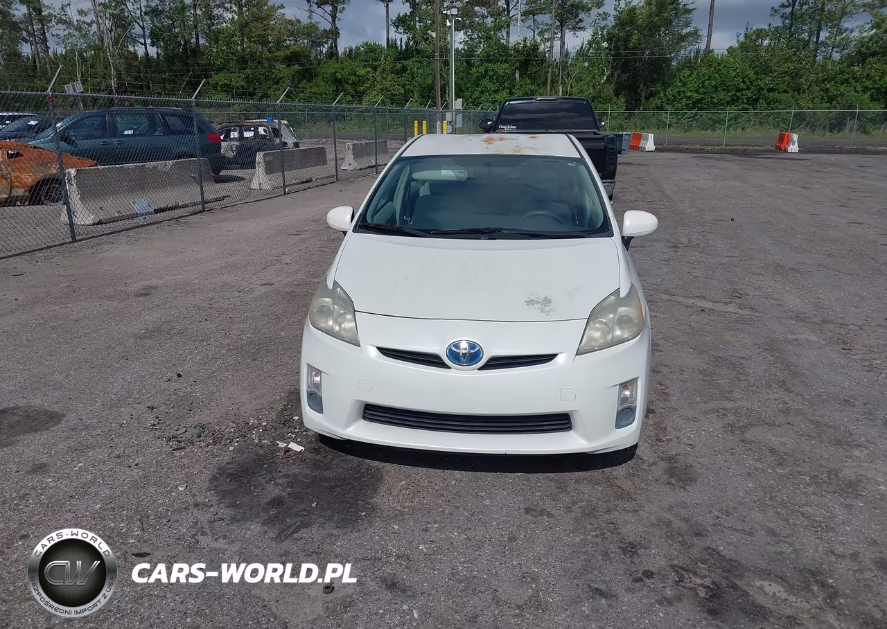2011 Toyota Prius Two VIN:JTDKN3DU6B1463816 - 12