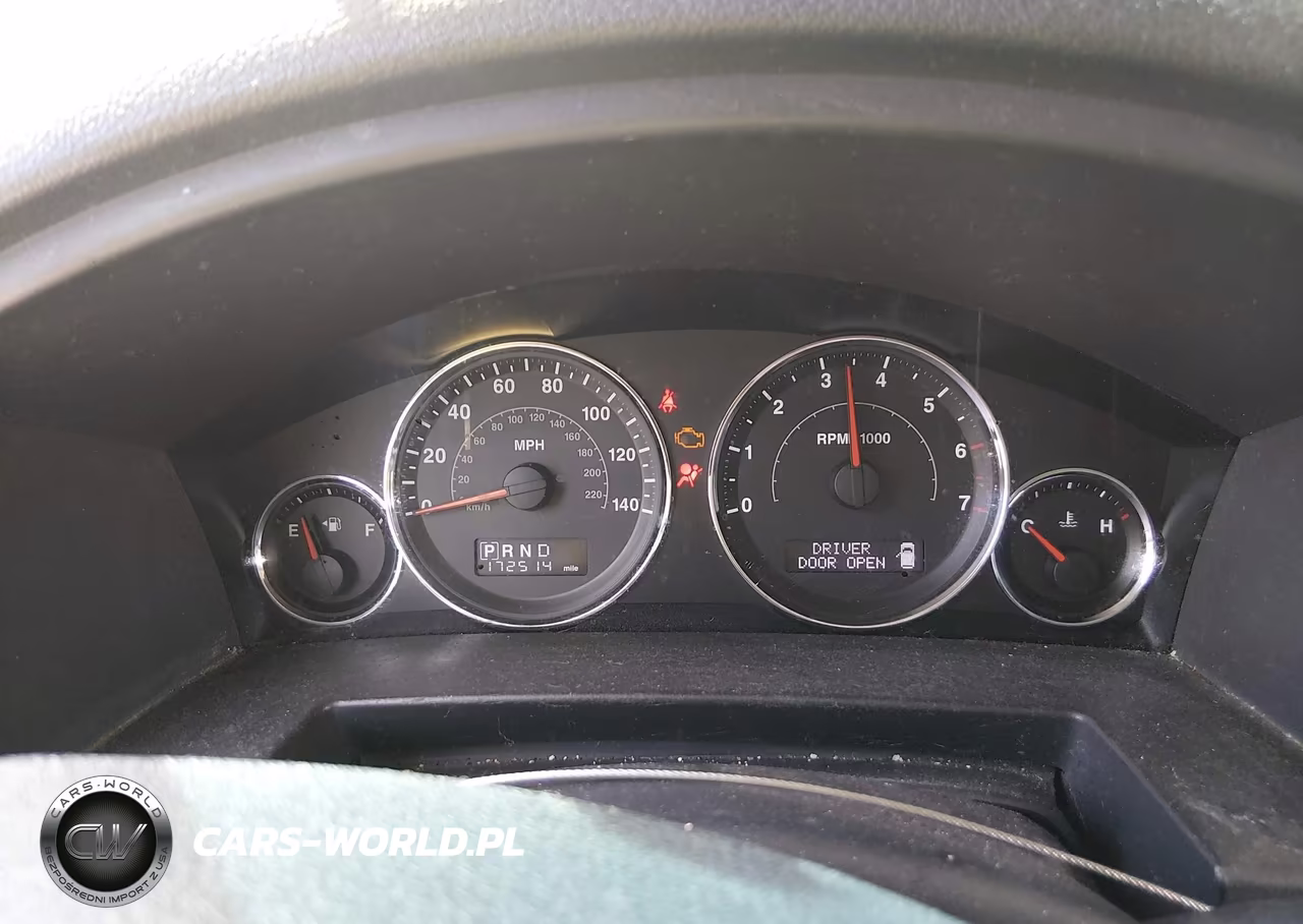 2010 Jeep Commander Sport VIN:1J4RH4GK6AC159243 - 7