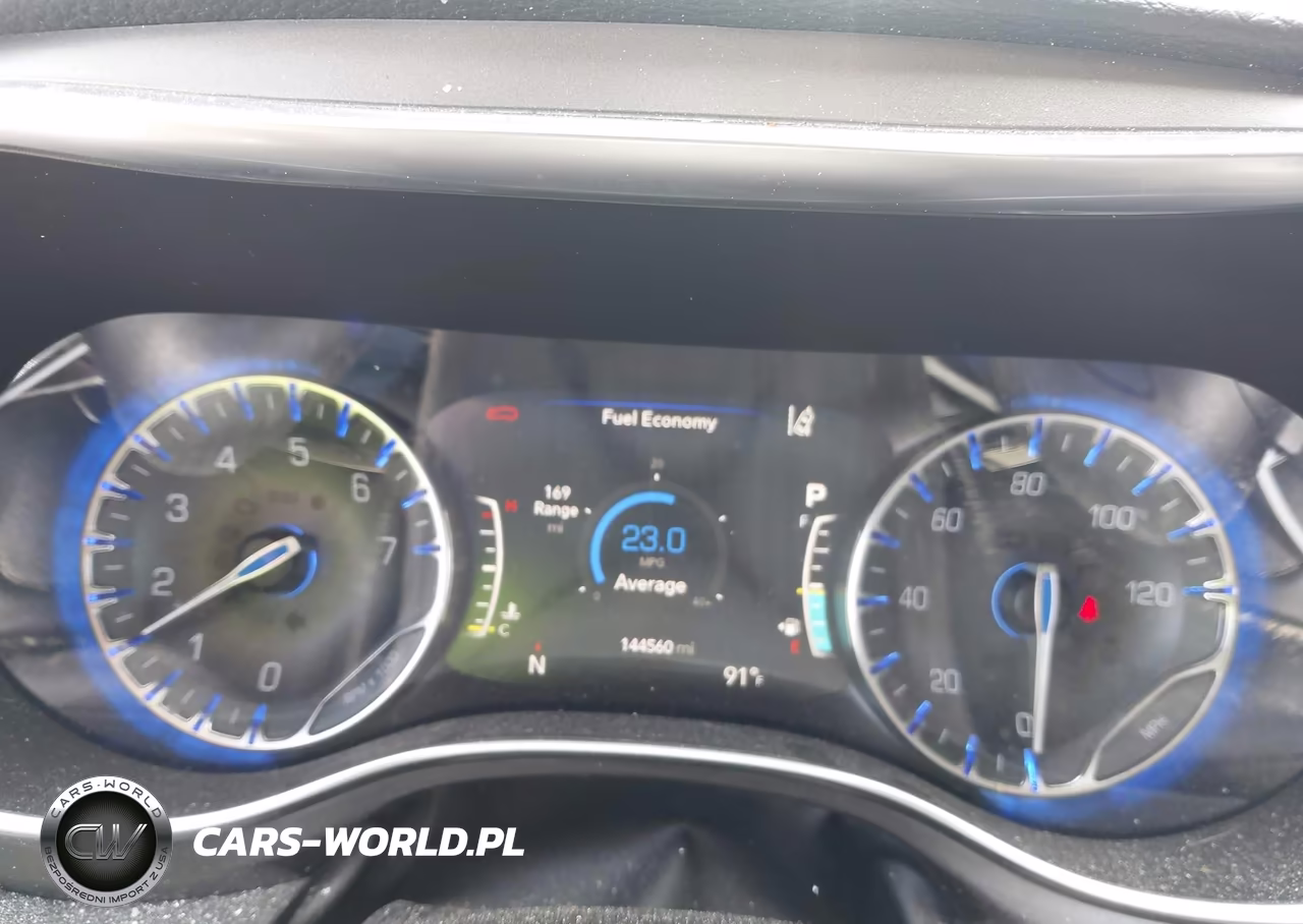 2019 Chrysler Pacifica Limited VIN:2C4RC1GG6KR617645 - 7