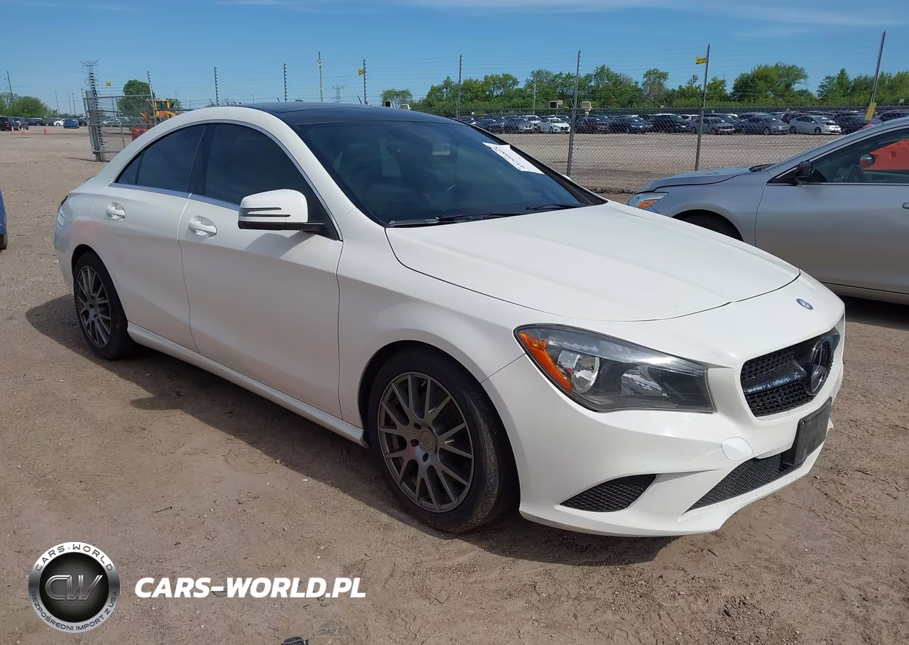 2014 Mercedes-Benz Cla 250 4Matic – zdjęcie 1 z 16