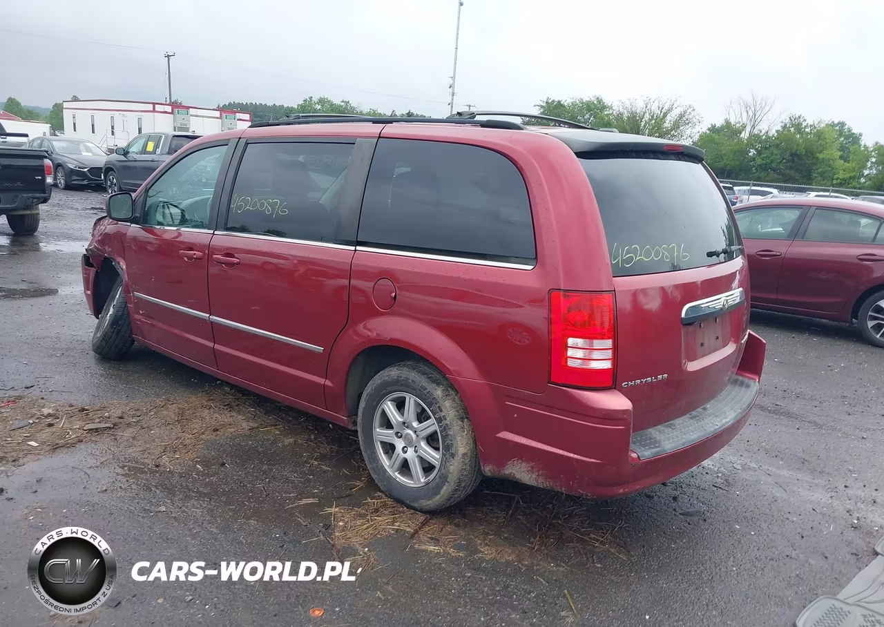 2010 Chrysler Town & Country Touring VIN:2A4RR5D12AR358599 - 3