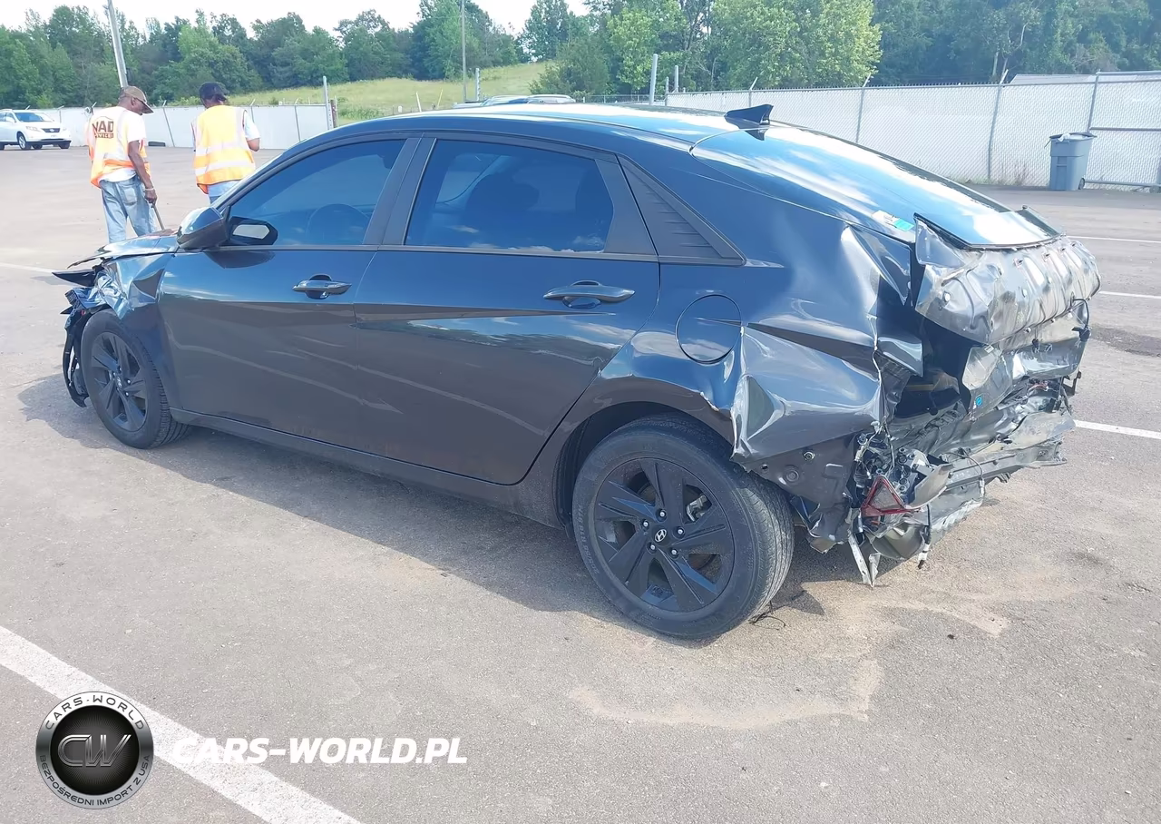 2021 Hyundai Elantra Sel VIN:5NPLS4AG3MH051110 - 3