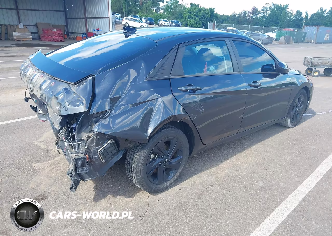 2021 Hyundai Elantra Sel VIN:5NPLS4AG3MH051110 - 4