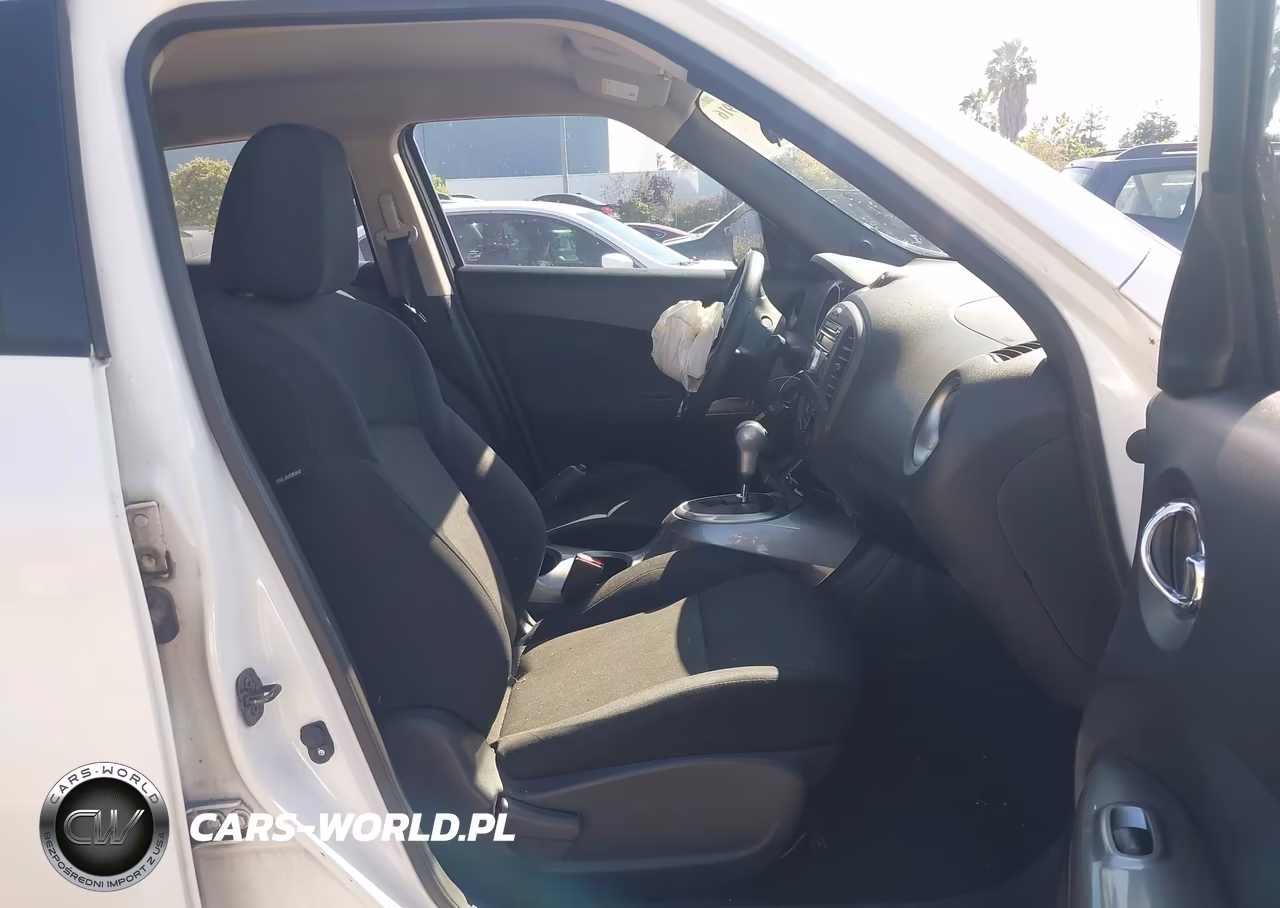 2013 Nissan Juke S VIN:JN8AF5MR3DT206091 - 5