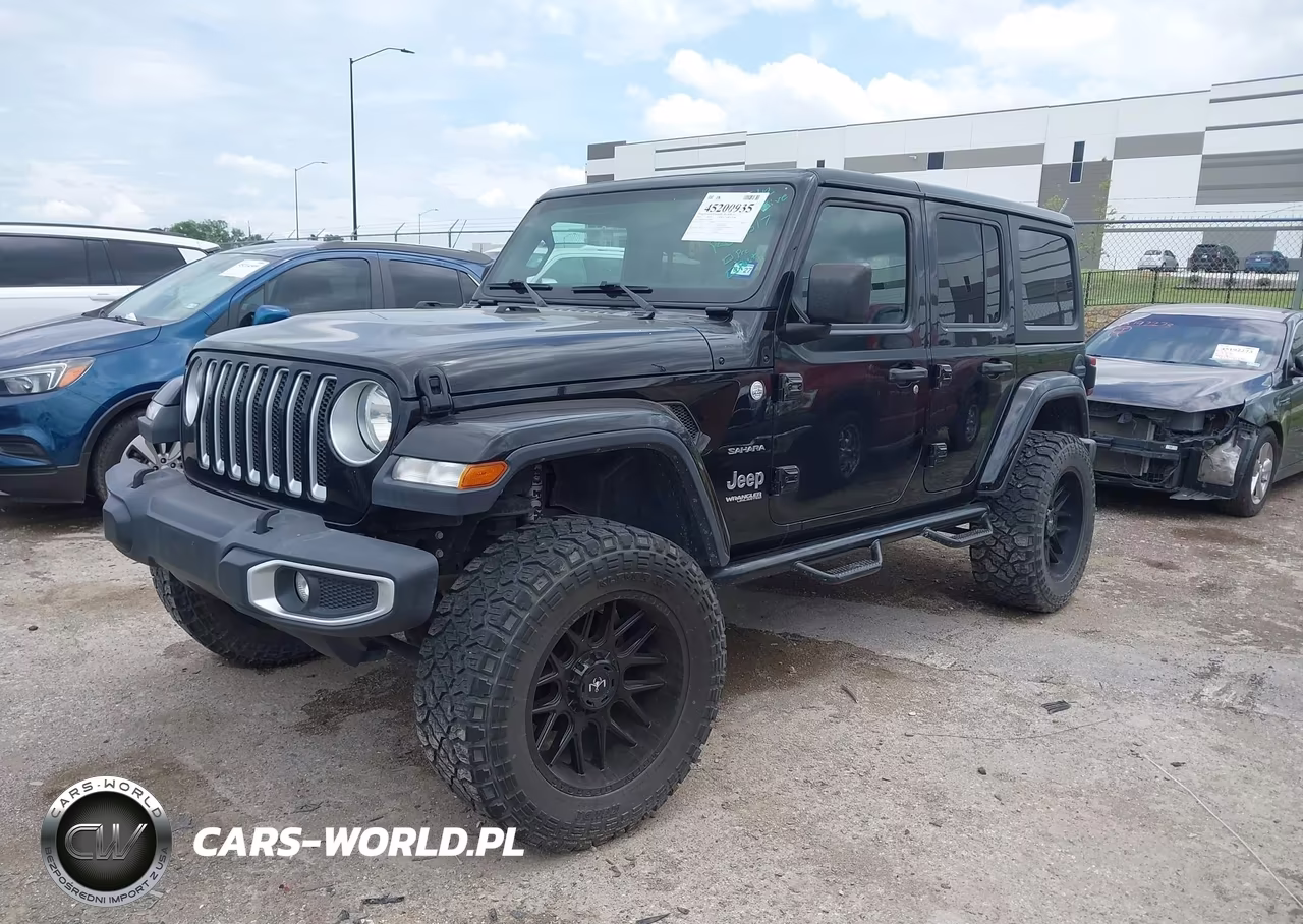 2019 Jeep Wrangler Unlimited Sahara 4X4 VIN:1C4HJXEN2KW595740 - 2