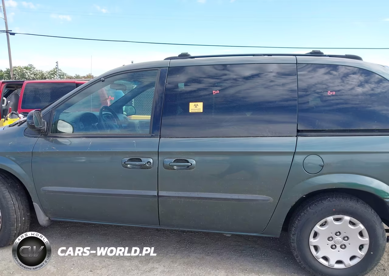 2004 Chrysler Town & Country VIN:1C8GP45R34B579938 - 14