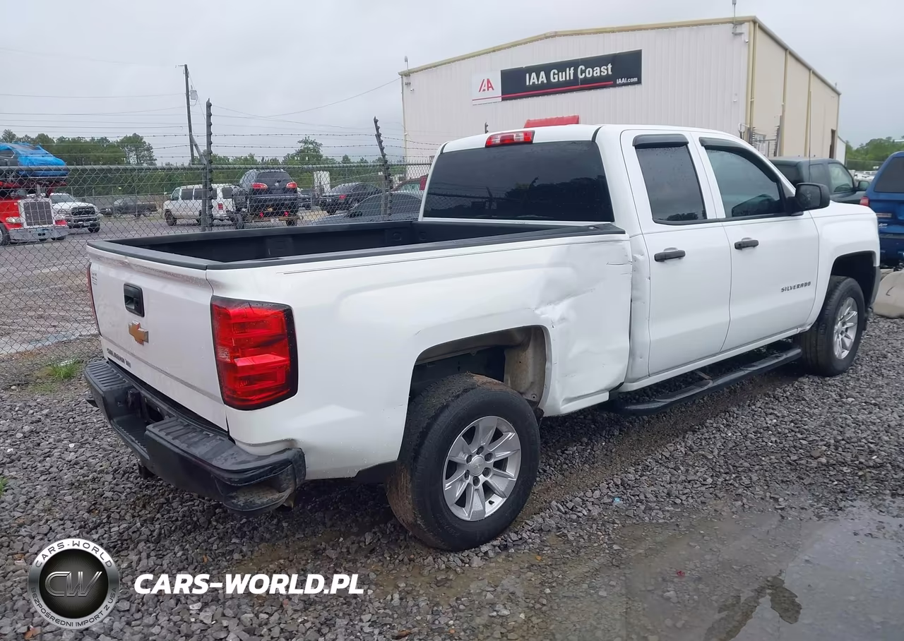 2017 Chevrolet Silverado 1500 Wt VIN:1GCRCNEH1HZ295630 - 4