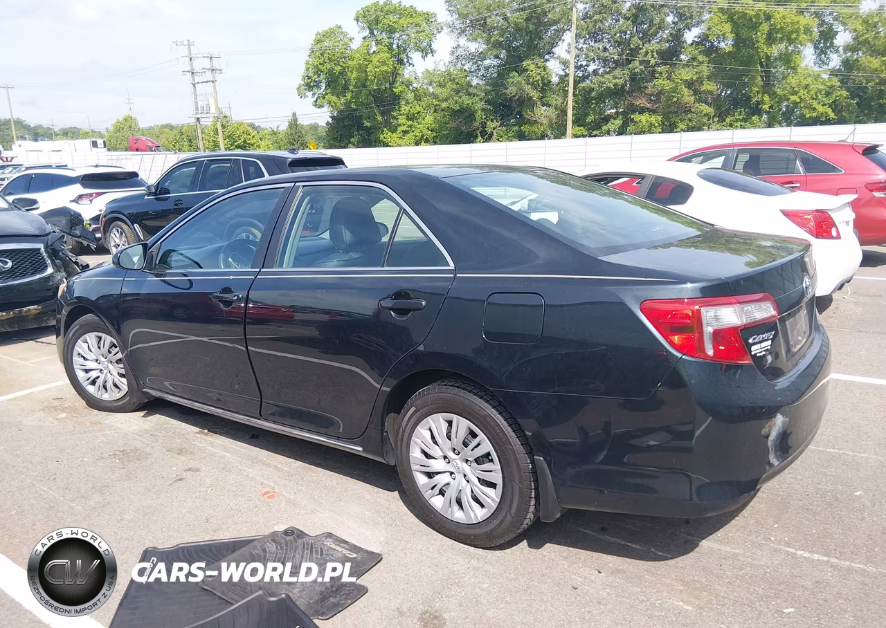 2013 Toyota Camry Le VIN:4T4BF1FK3DR327465 - 14