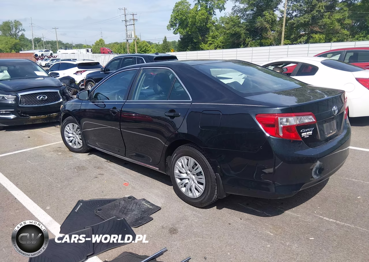2013 Toyota Camry Le VIN:4T4BF1FK3DR327465 - 3