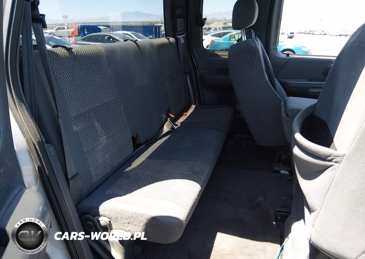 2003 Ford F-150 Lariat-Xl-Xlt VIN:1FTRX18LX3NA84424 - 8