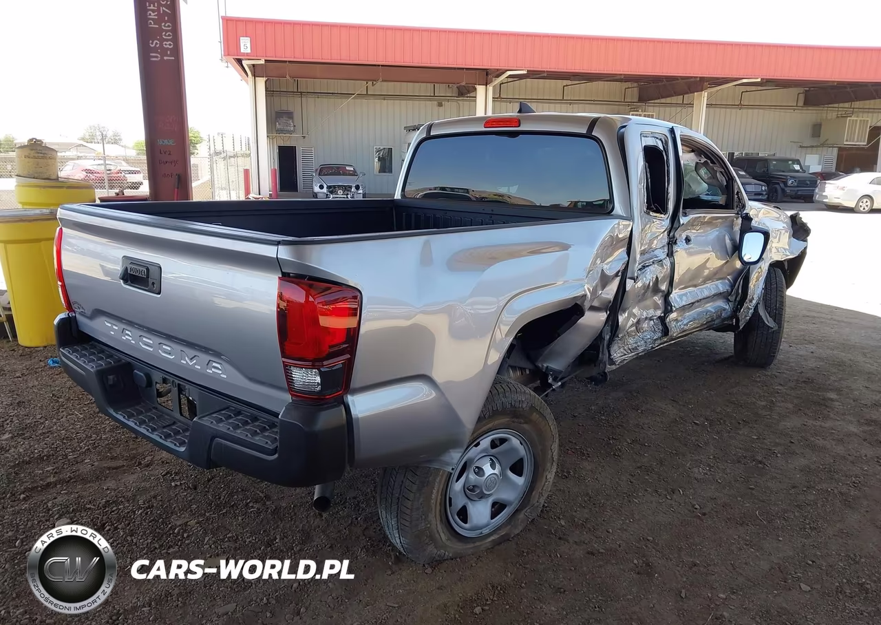 2018 Toyota Tacoma Sr VIN:5TFRX5GN6JX123943 - 4