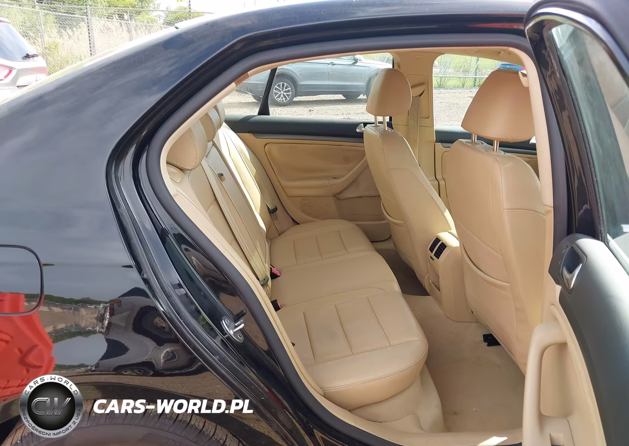 2007 Volkswagen Jetta Wolfsburg Edition VIN:3VWEF71K97M149735 - 8