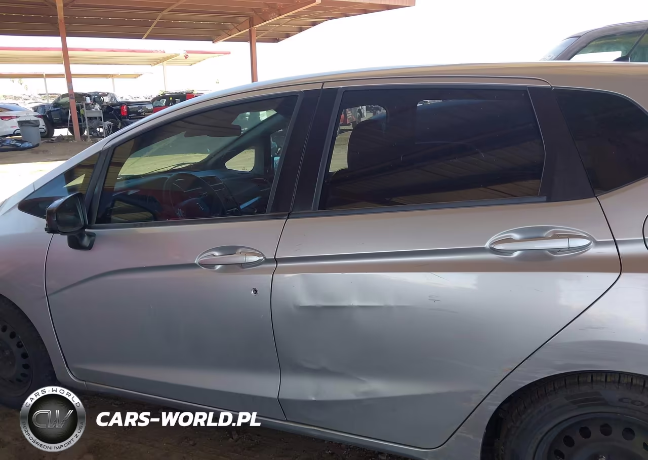 2015 Honda Fit Lx VIN:3HGGK5H51FM783682 - 14
